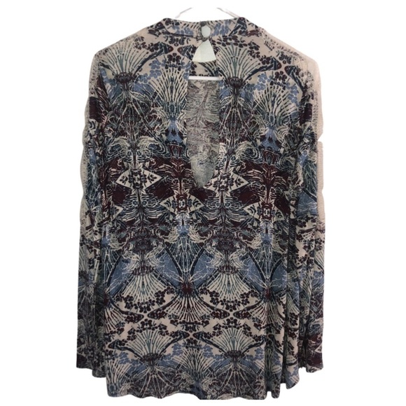 EUC Free People Nouveau Long Lace Top Sleeve Tulip Front Floral Size Medium - Picture 8 of 12